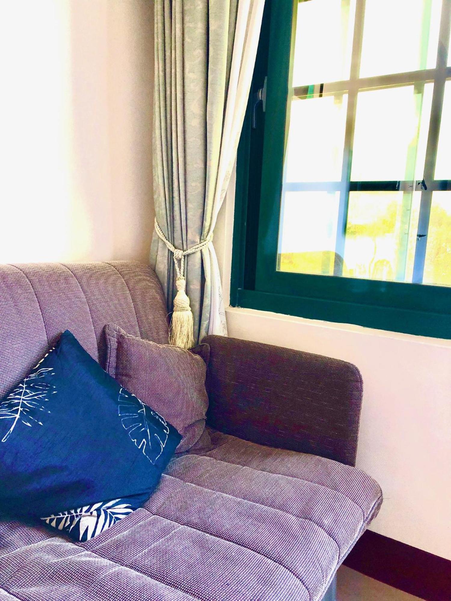 Green Window Homestay Hualien Buitenkant foto
